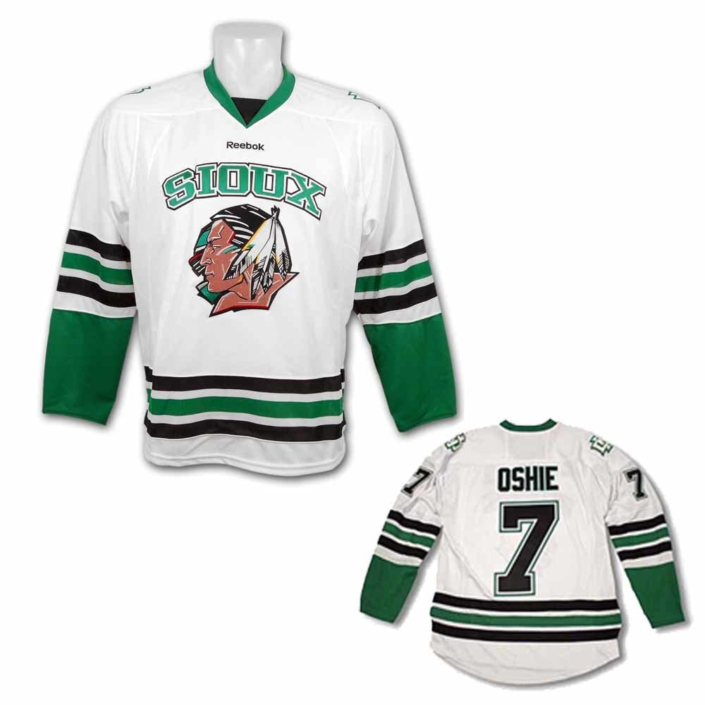 North Dakota Fighting Sioux 7 TJ Oshie