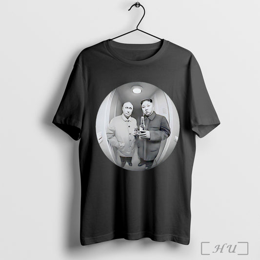 Officials Putin Kim Jong Un Knock At The Door Spy Hole Picture Shirt Hoodie Sweater