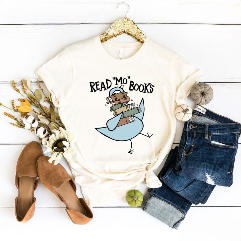 Read More Books Shirt, Piggie Elephant Pigeons T-Shirt, It's A Good Day To Read A Book, Gifts For Book Lovers Bookworm...