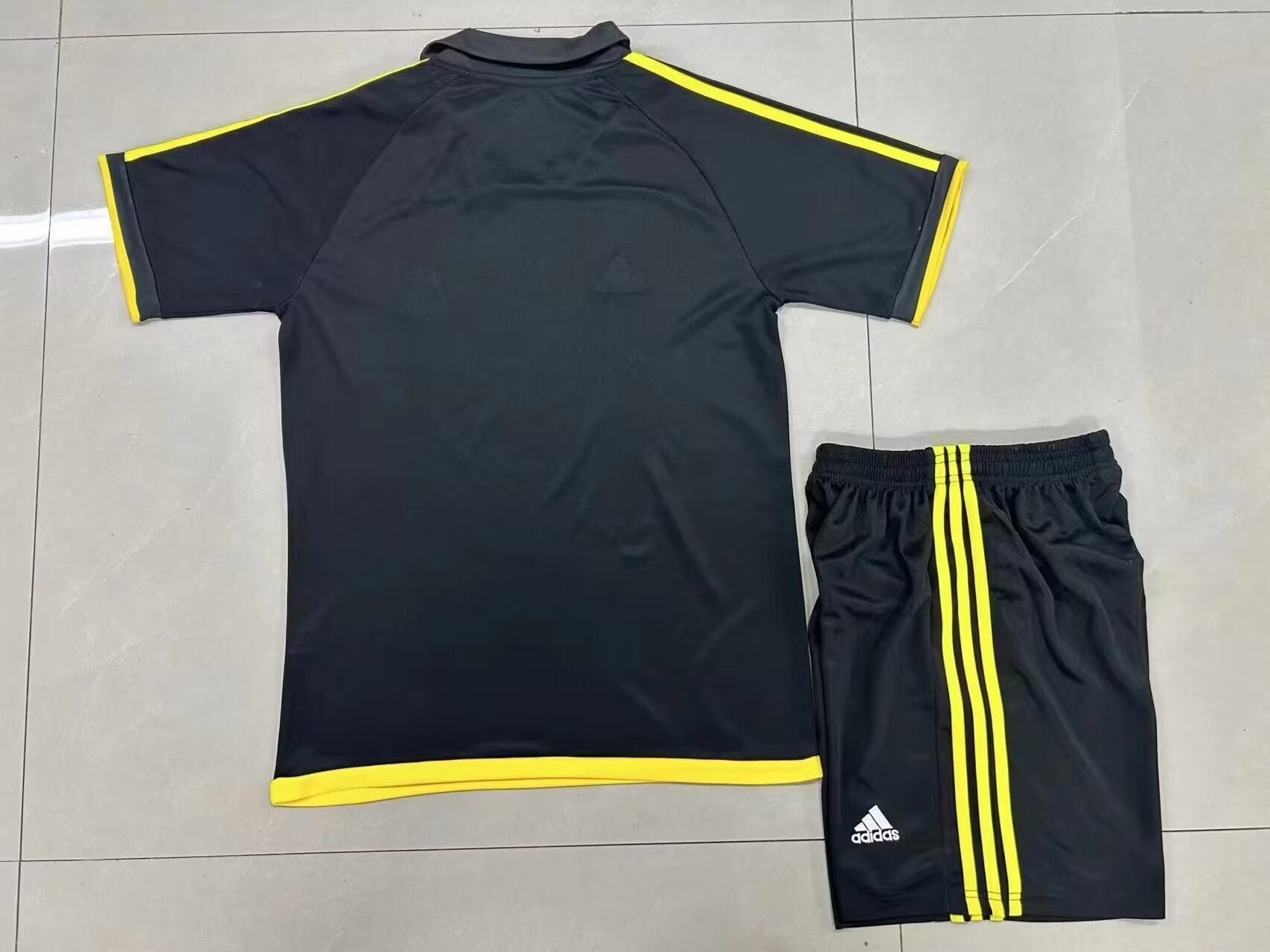 Real Madrid 98-00 Real Madrid Black Retro Style 1
