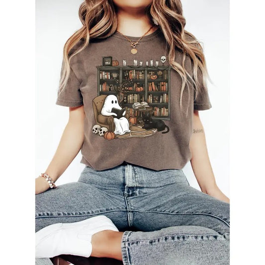 Retro Ghost Reading Book Shirt, Ghost Halloween Shirt, Teacher Graphic Tee, Women Fall T-Shirt, Spooky season Book Lover Gift