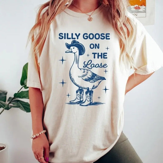 Retro Silly Goose Tshirt, Silly Goose On The Loose, Funny Cowgirl Shirt, Funny Western Tee, Funny Graphic Tee, 90s Aesthetic Top Womenswear Summer