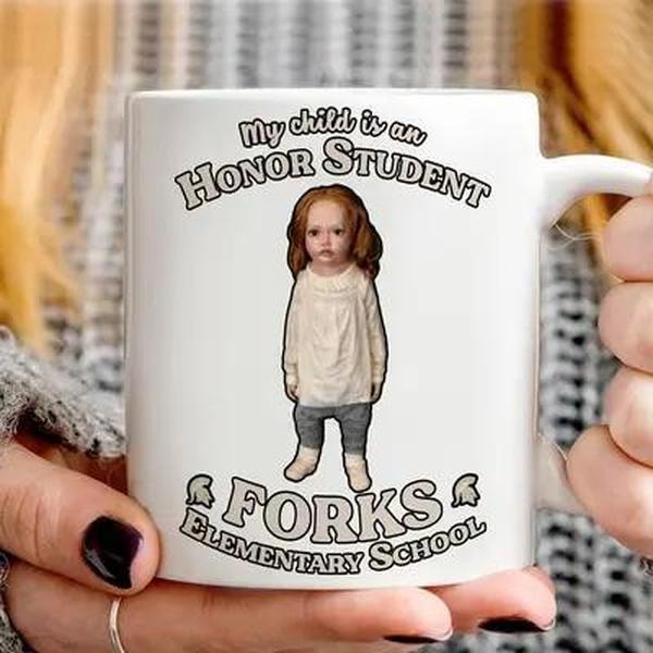 [Sale up to 50%] Renesmee Movie Lover Mug, Ceramic Mug