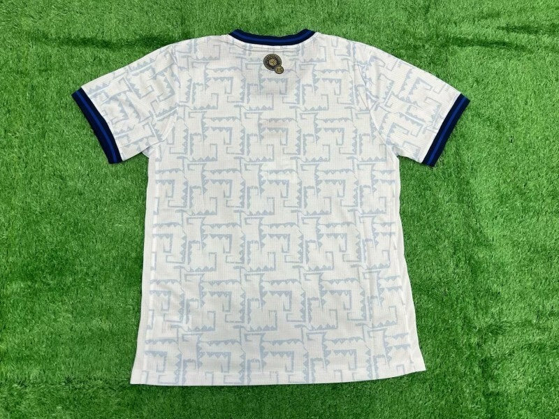 Salvador White Style 1