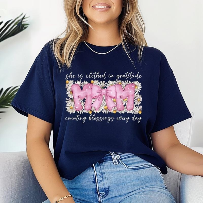 She Is Clothed In Grateful Christian Graphic Tee Pure Cotton Casual Street Style Crew Neck Short Sleeve T-Shirt Tops Trendy For Women For Men, Perfect Gift