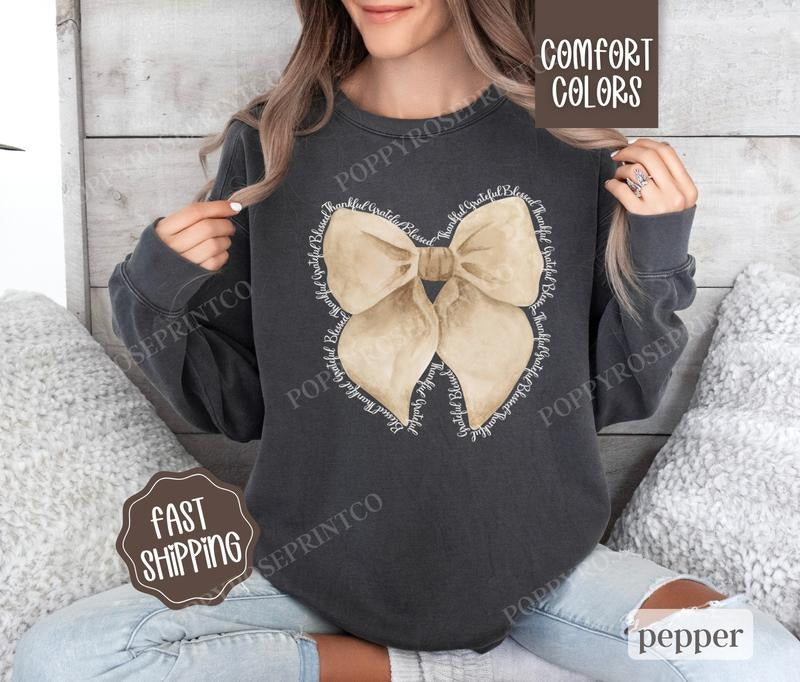Thankful Bow Sweatshirt Comfort Colors,  Thanksgiving Sweater Womenswear,  Holiday Crewneck T-Shirts, Hoodie