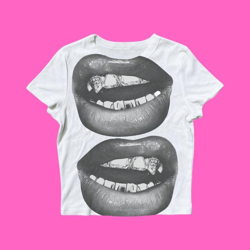 Trendy Baby Tee | Y2K Baby Tee, 90s Baby Tee, Graphic Shirt , Coquette, Vintage Design Women's Lip Print T-Shirt