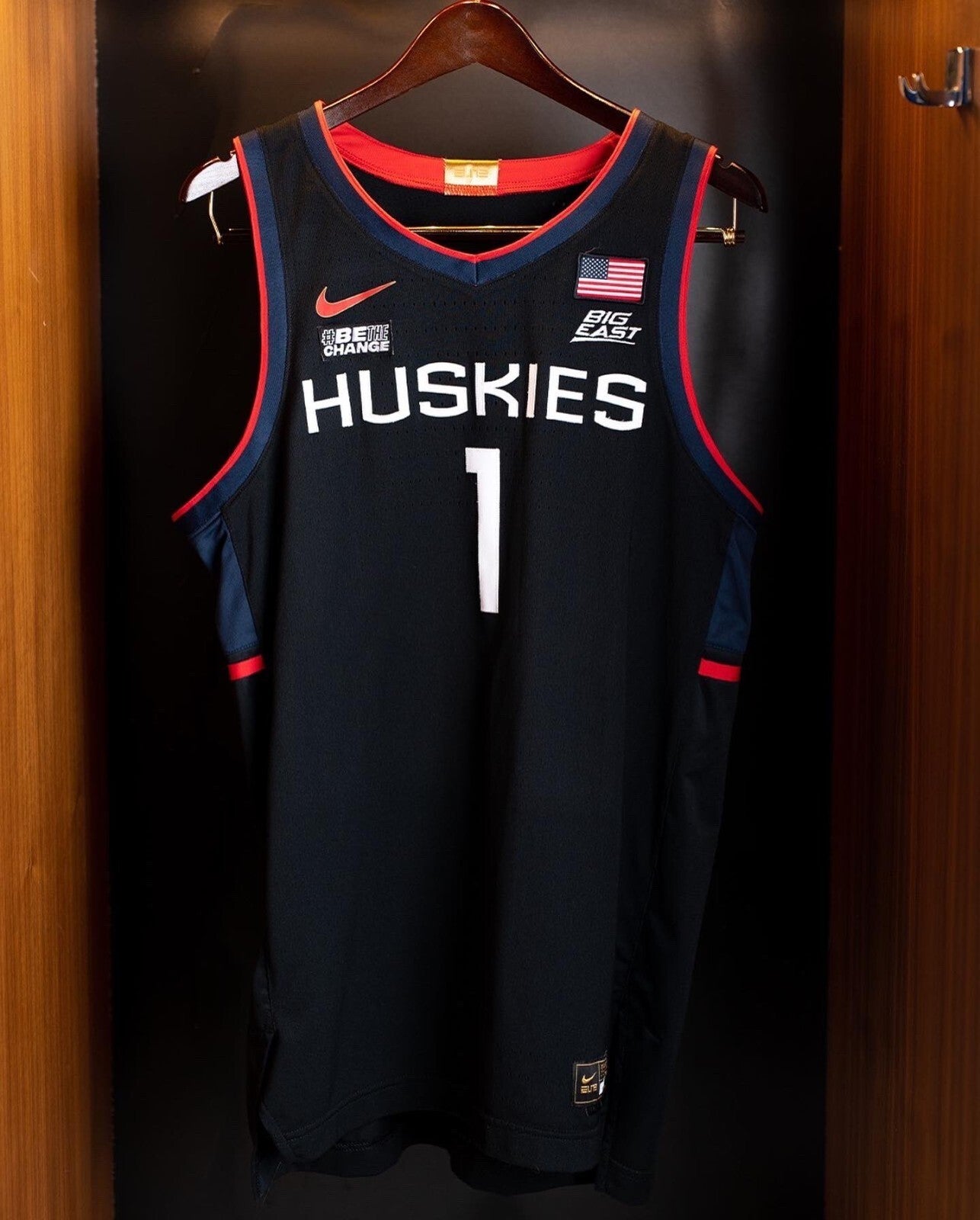 UConn Huskies 2022-23 Special