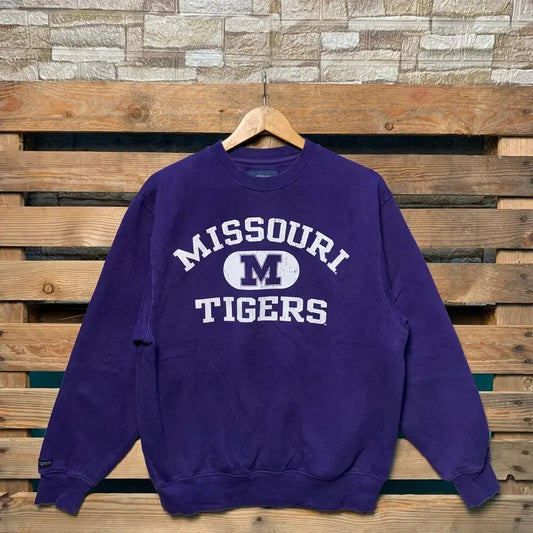 Vintage Missouri Tigers Sweatshirt Missouri Pullover Sweater Missouri Crewneck Jumper Missouri Tigers Spellout Print Graphic Purple Color
