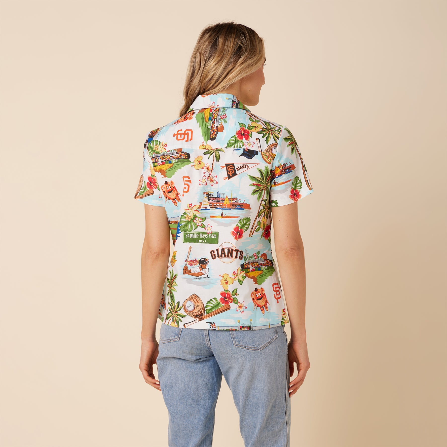MLB® WOMEN'S SAN FRANCISCO GIANTS SCENIC CAMP SHIRT