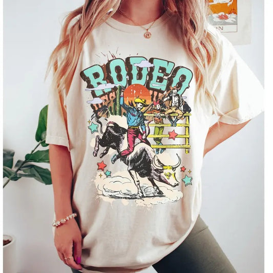 Western Rodeo Shirt, Howdy Cowboy Shirt, Western Graphic Tee Shirt, Boho Country Sweater, Boho Cowboy, Country Concert T-Shirt, Vintage Cowboy Boots Nashville Retro Rodeo Tee
