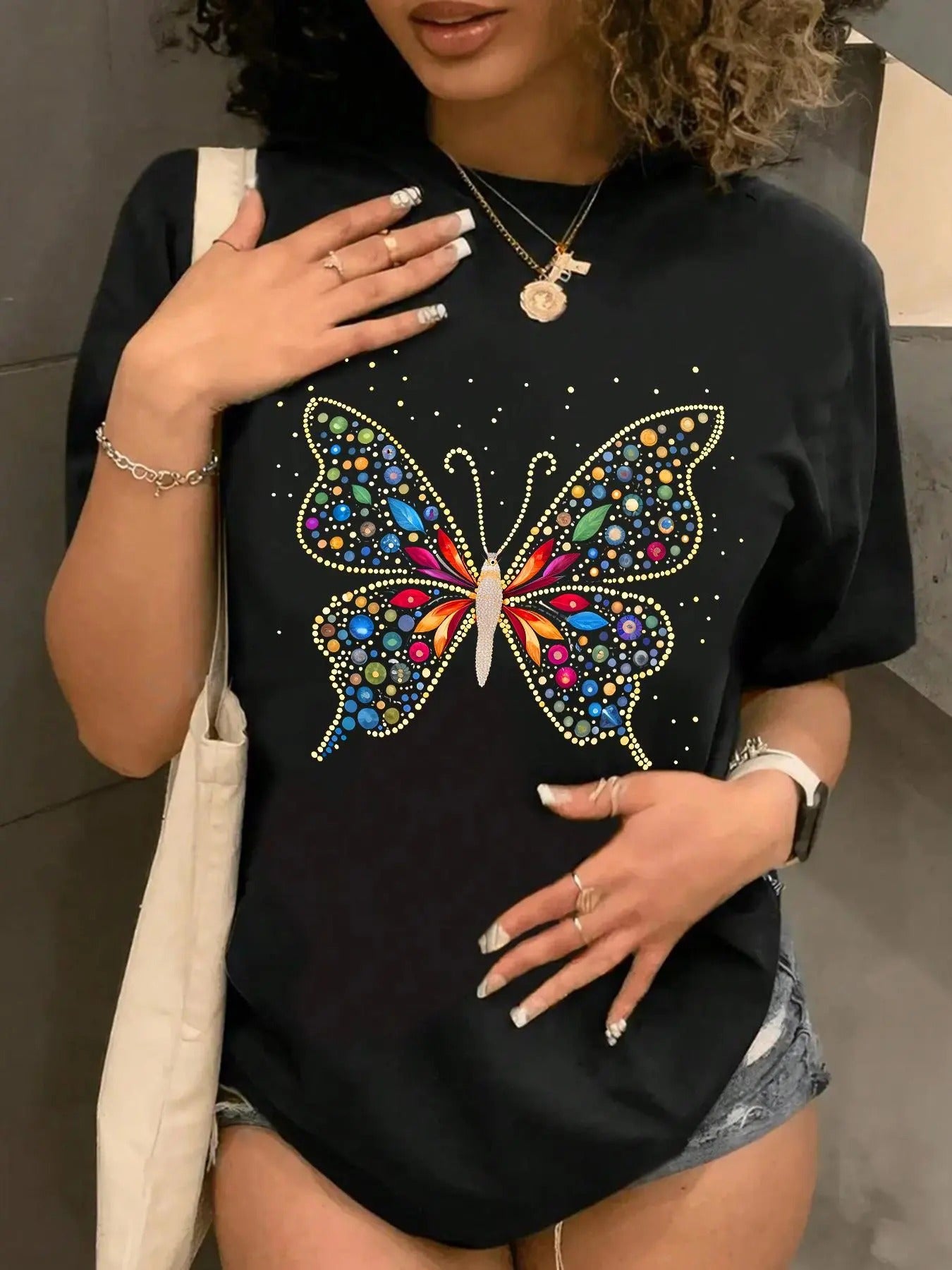 Women's Butterfly Print Round Neck Tee, Fashion Casual Crew Neck T-Shirt for Daily Holiday Vacation Outdoor Wear, Ladies...