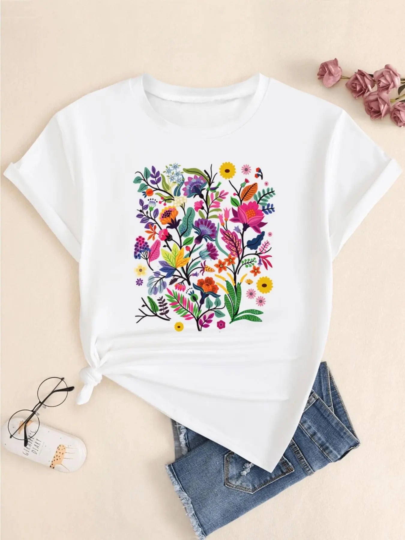 Women's Floral Print Round Neck Tee, Casual Short Sleeve Crew Neck T-Shirt for Summer, Fashion Women's Top for Daily Wear...