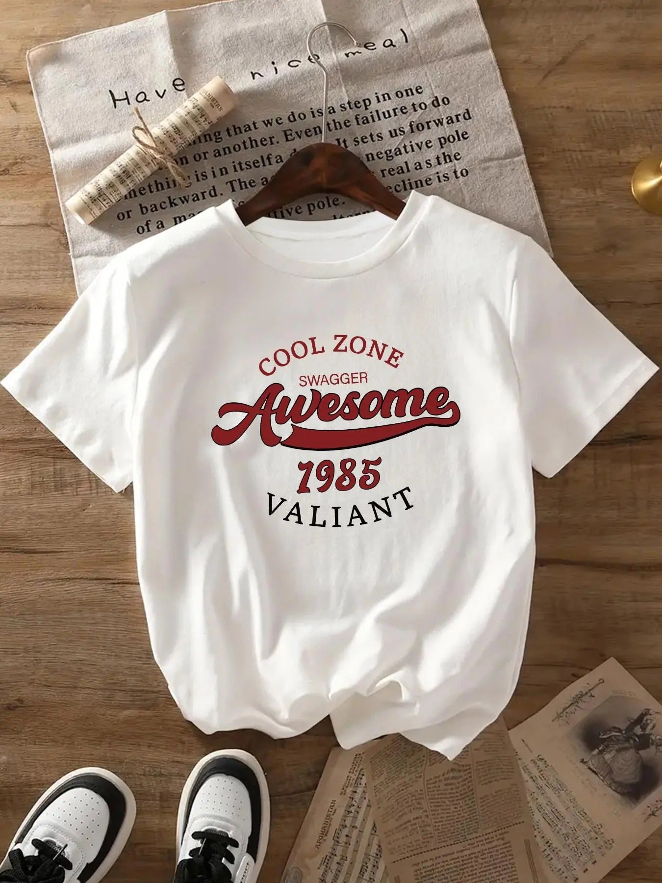 Women's Letter & Figure Print Round Neck Tee, Fashion Casual Crew Neck T-Shirt for Daily Holiday Vacation Outdoor Wear,...