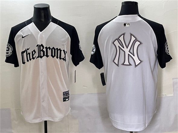 Youth New York Yankees Team Big Logo White Black 'Gothic Legacy Edition' Vapor Premier