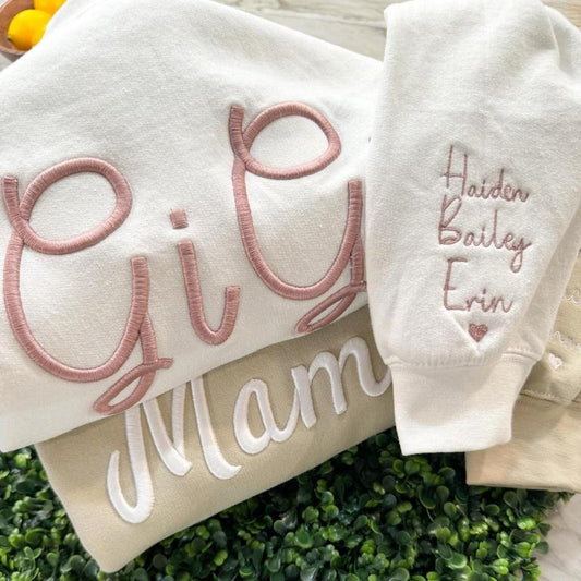 Mama sweatshirt | Kids names on sleeve | Sweatshirt for Mama | Personalized w/ child's name on sleeve T-Shirts, Hoodie