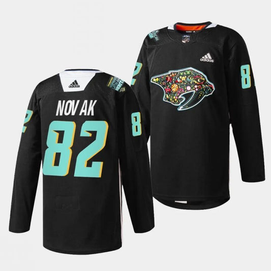 nashville predators #82 tommy novak 2023 hispanic heritage night black jersey