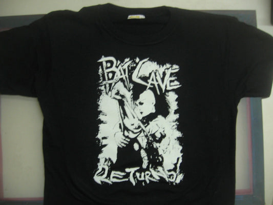 BATCAVE RETURNS.. T-SHIRT/new wave/dark/punk/gothic/bauhaus/goth/ian curtis/cure